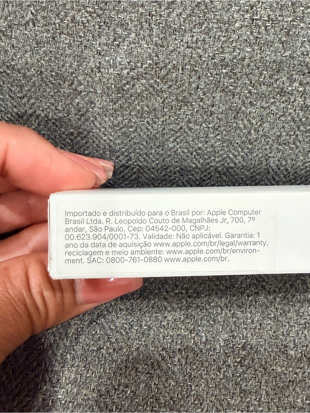Apple Pencil (USB-C) - White with Green Accents - Picture 8 of 8